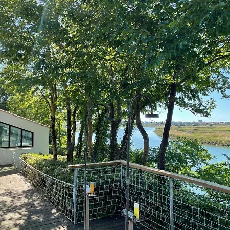 别墅 Maison Sur Une Riviere De Mer